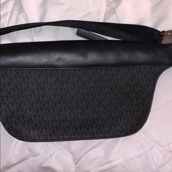 MK fanny pack - Picture 3 of 3